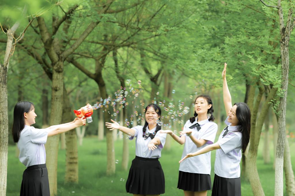 2023毕业季|这个盛夏，定格我们最美的青春模样