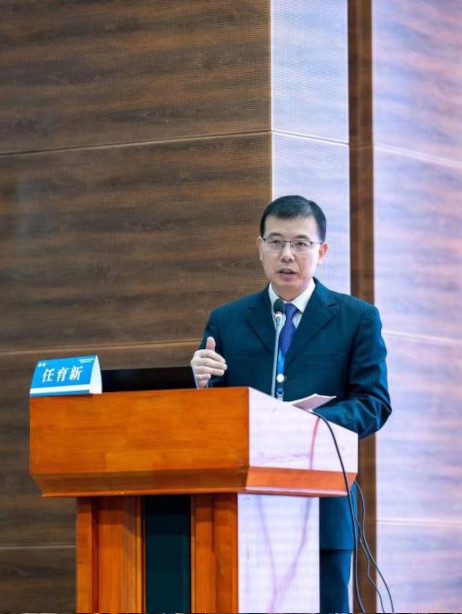 师德标兵 | 任育新：学为人师 行为世范 当好学生成长的引路人